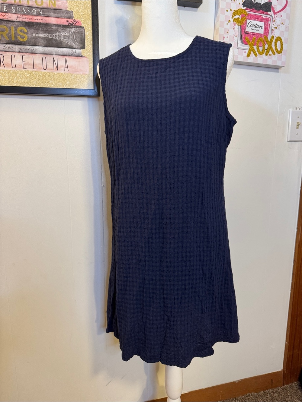 Vintage Honors Navy Textured Sleeveless Shift Dress
